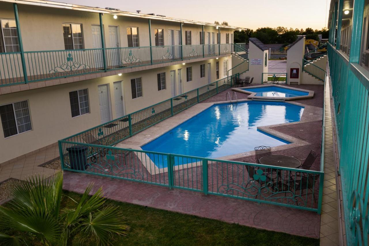 Hotel Trebol Inn Нуэво-Касас-Грандес Экстерьер фото